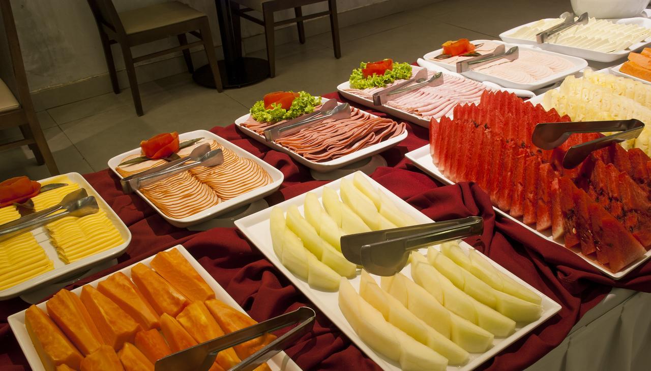 Hotel Atlantico Travel Copacabana Rio de Janeiro Exterior foto Breakfast buffet